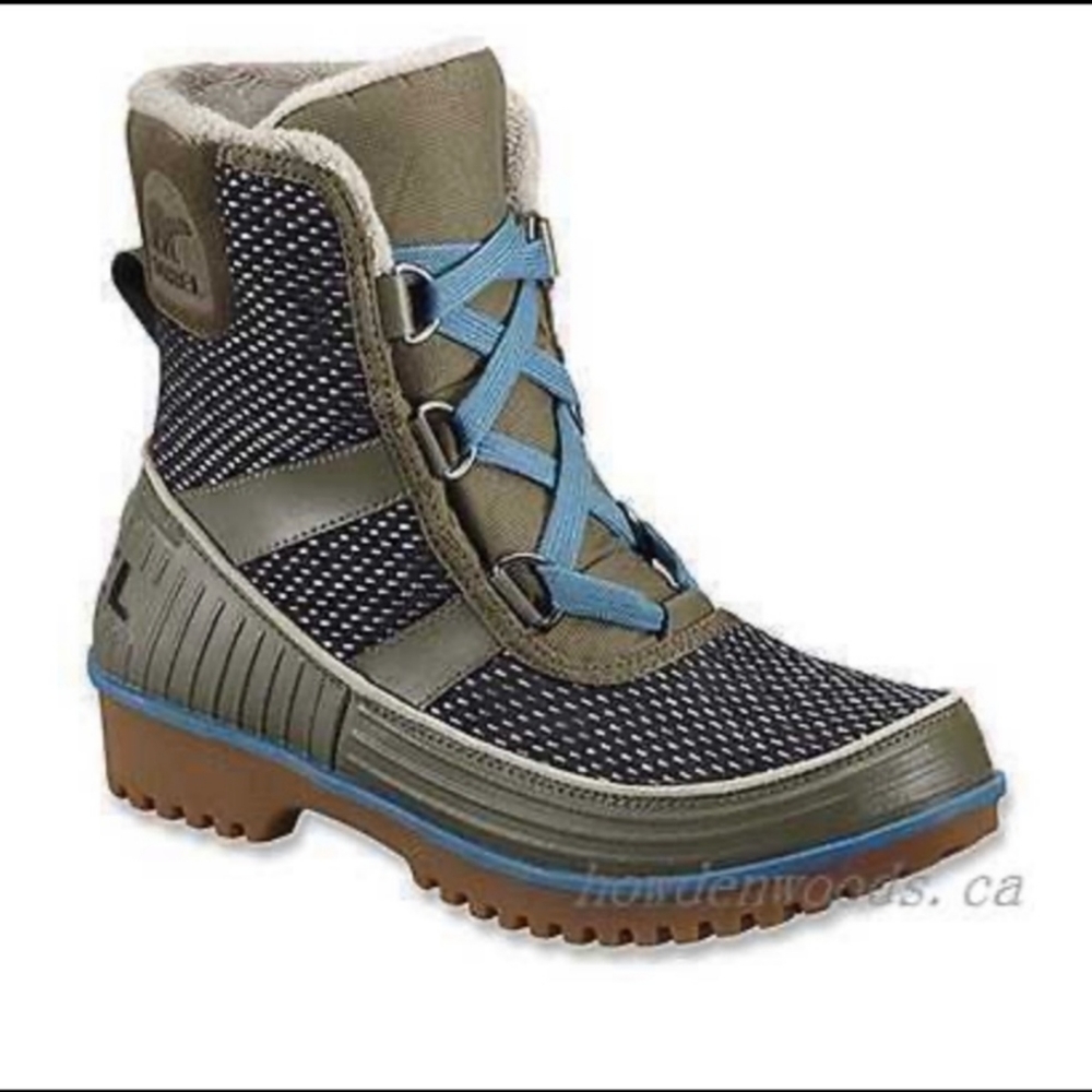 Sorel Trivoli 2 boots NWOB